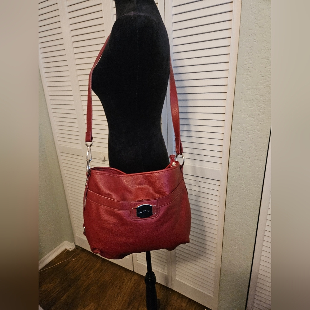 Rosetti Dark red shoulder bag.